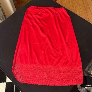 Vanity Fair Red Lace-Hem Half Slip